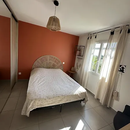 Villa Rosea Du In Paca Sun And Relaxation
