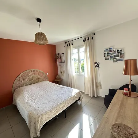 Villa Rosea Du In Paca Sun And Relaxation